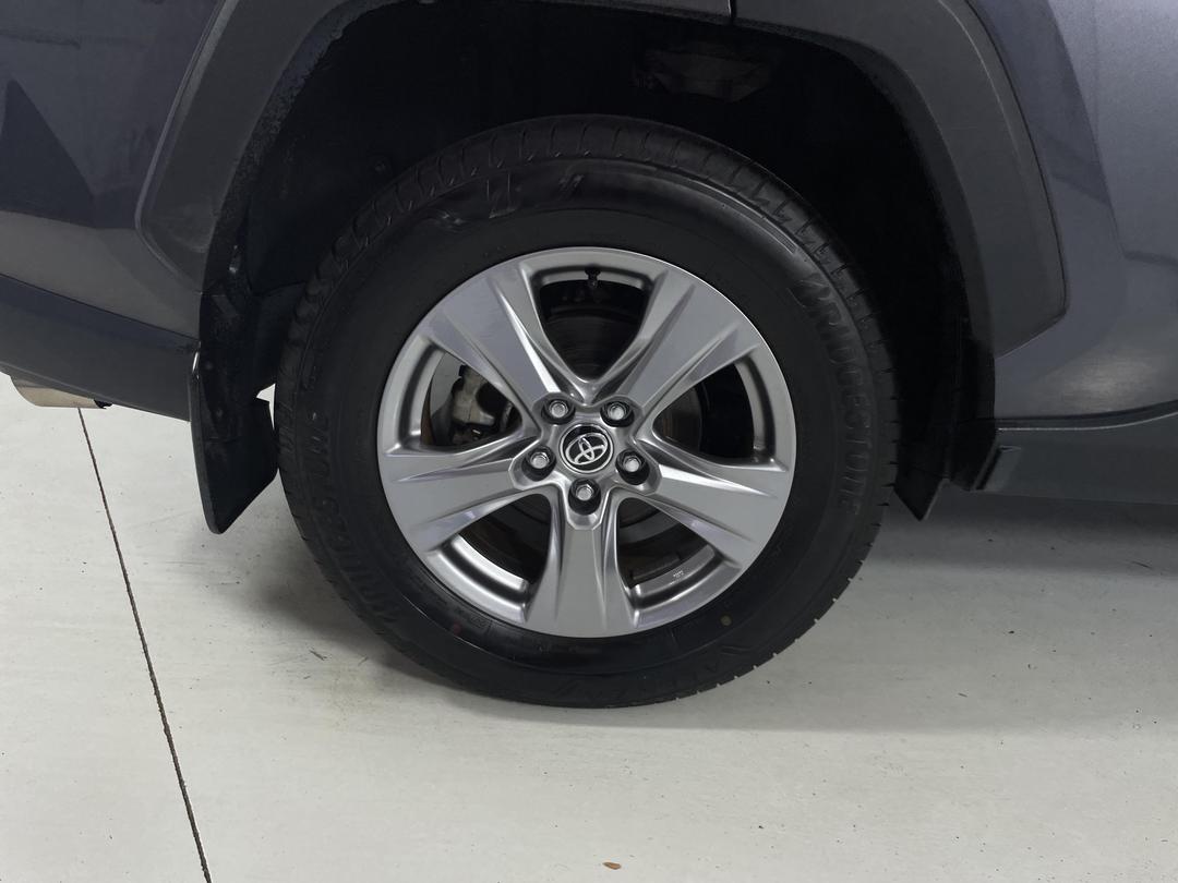 Photo '12' of Toyota Rav4