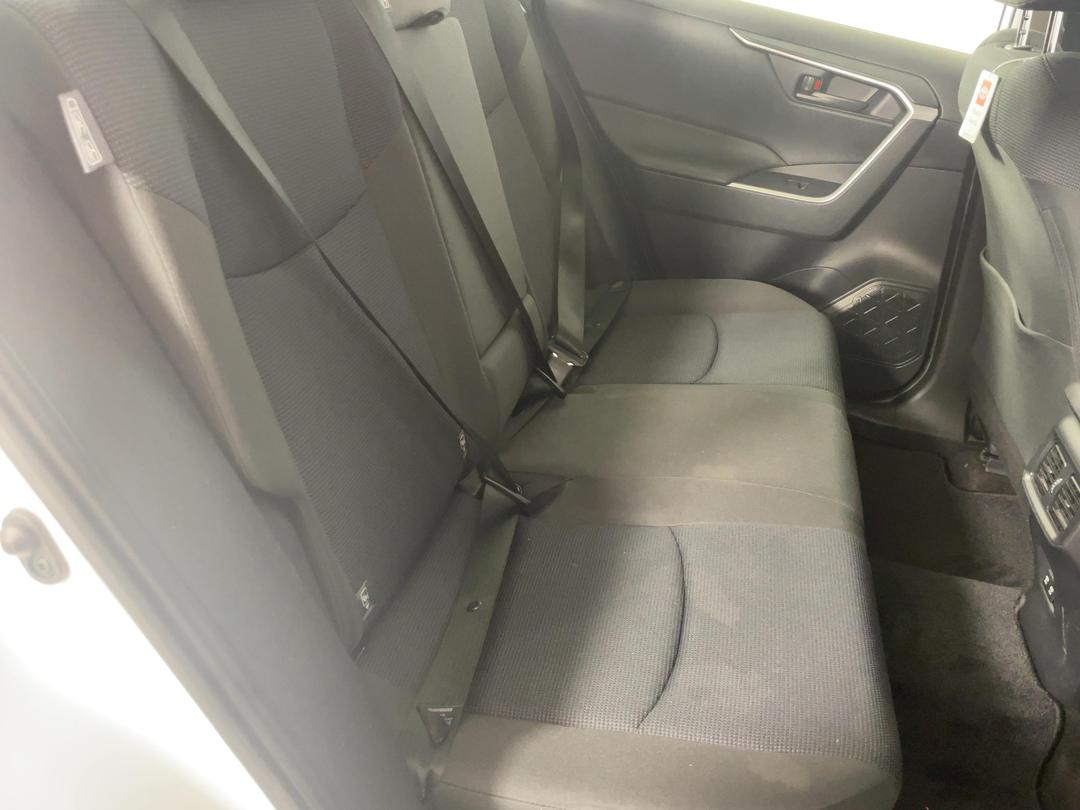 Photo '20' of Toyota Rav4