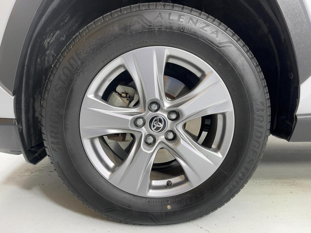 Photo '10' of Toyota Rav4