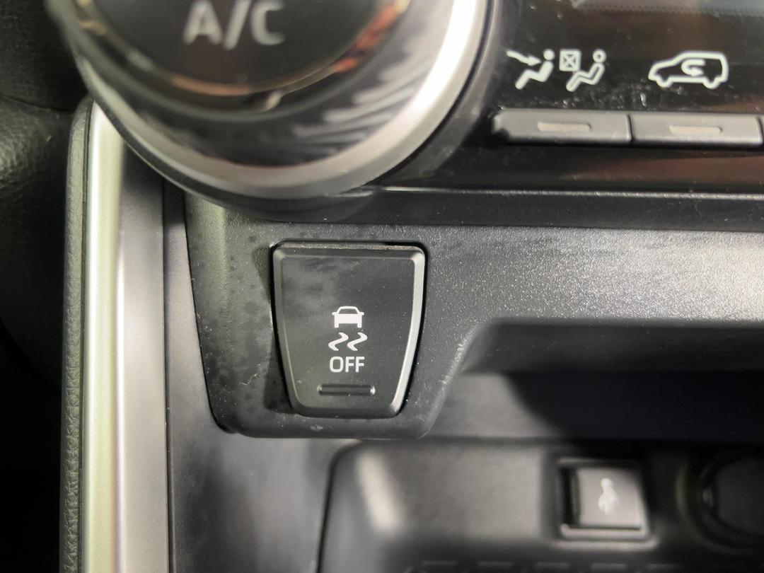 Photo '26' of Toyota Rav4