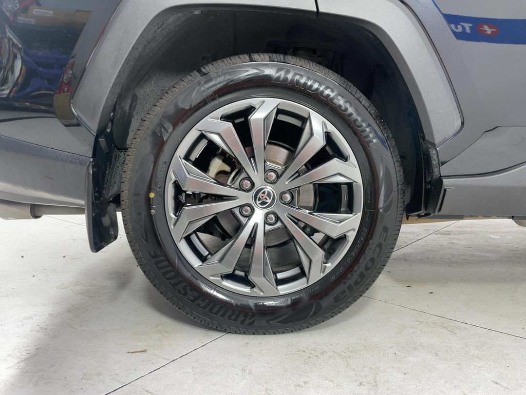 Photo '12' of Toyota Rav4