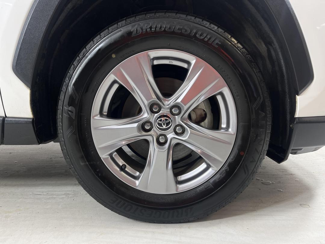 Photo '9' of Toyota Rav4