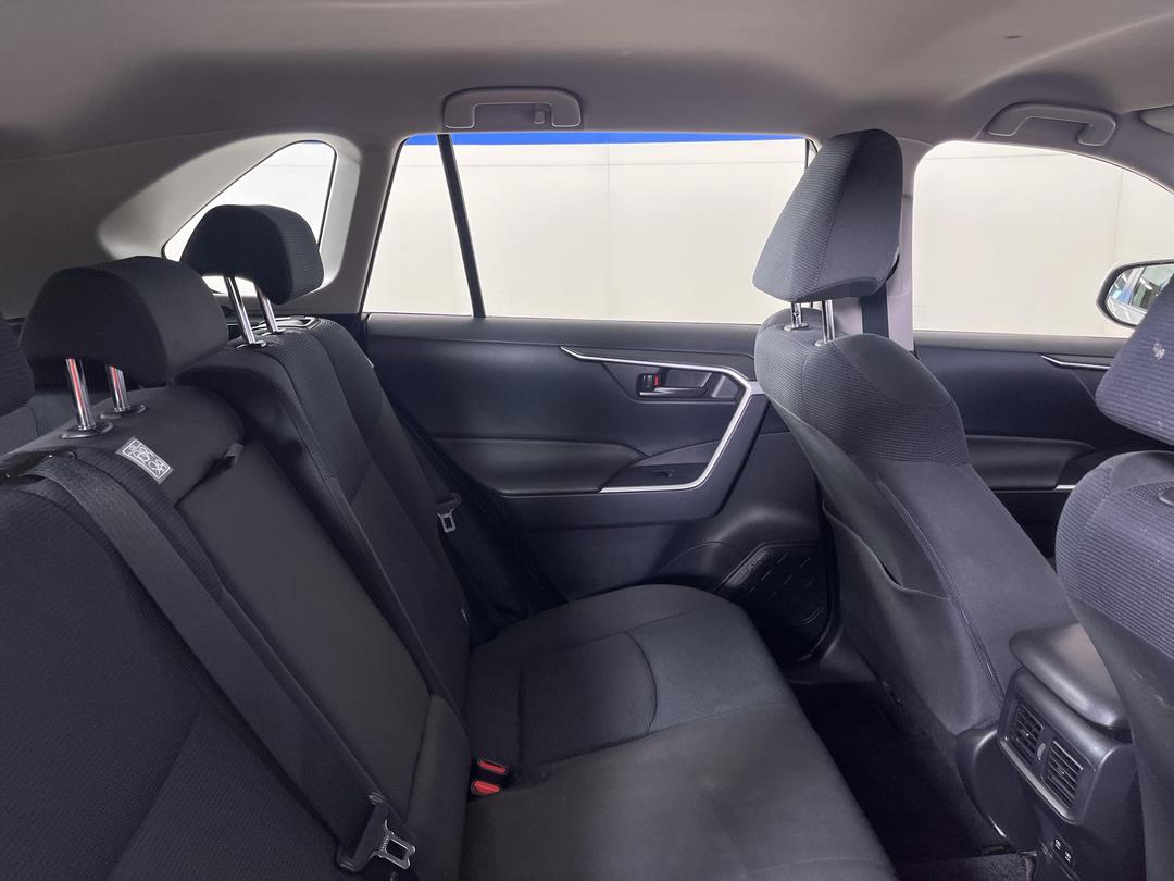 Photo '20' of Toyota Rav4