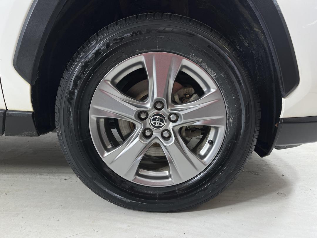 Photo '9' of Toyota Rav4