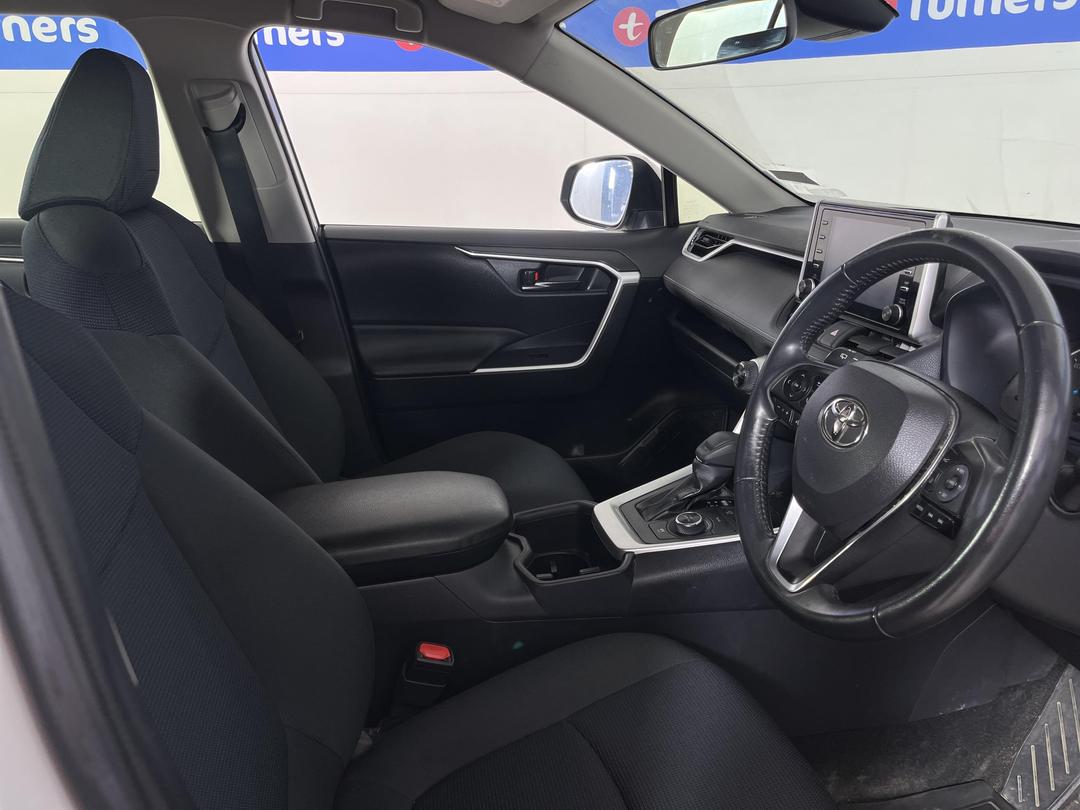 Photo '16' of Toyota Rav4