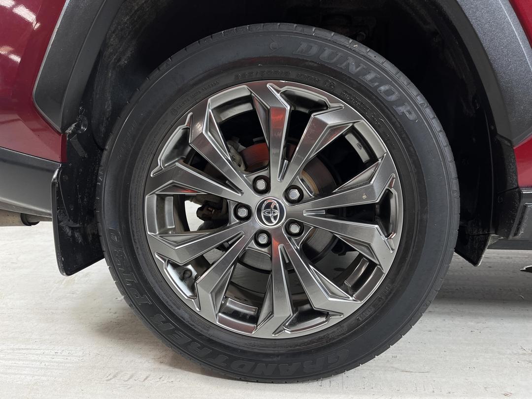 Photo '12' of Toyota Rav4