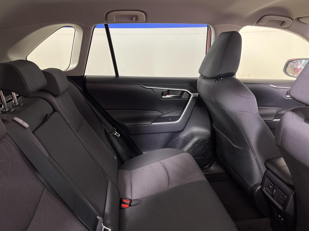 Photo '20' of Toyota Rav4