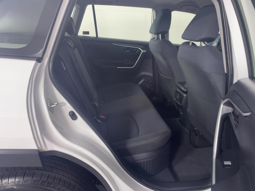 Photo '20' of Toyota Rav4