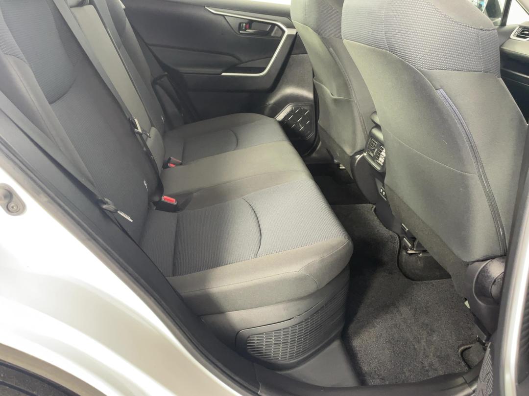 Photo '20' of Toyota Rav4