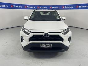 Photo '2' of Toyota Rav4