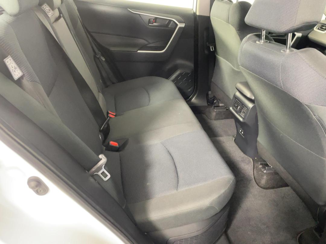 Photo '20' of Toyota Rav4