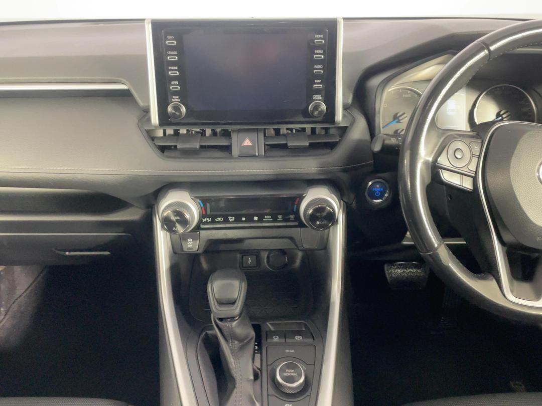 Photo '18' of Toyota Rav4