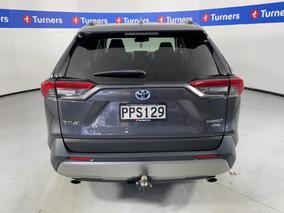 Photo '6' of Toyota Rav4