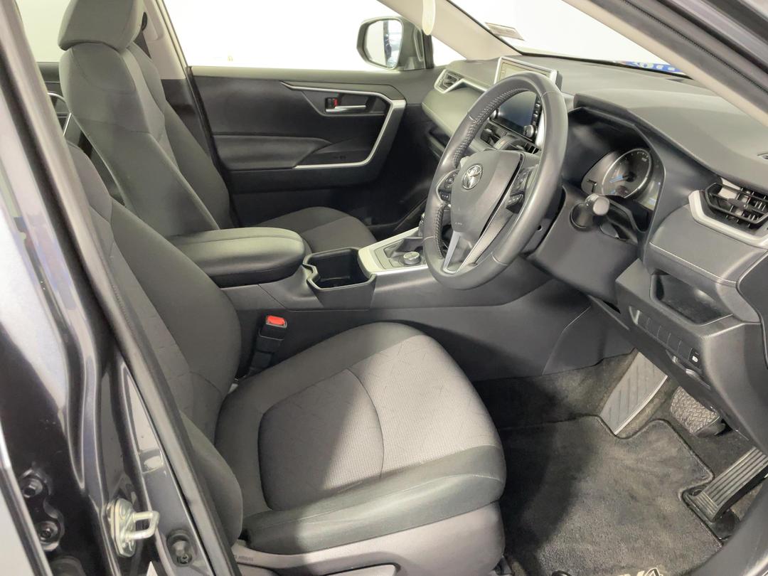 Photo '16' of Toyota Rav4