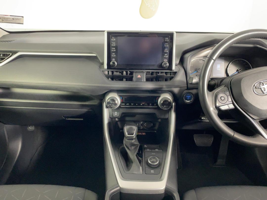 Photo '18' of Toyota Rav4