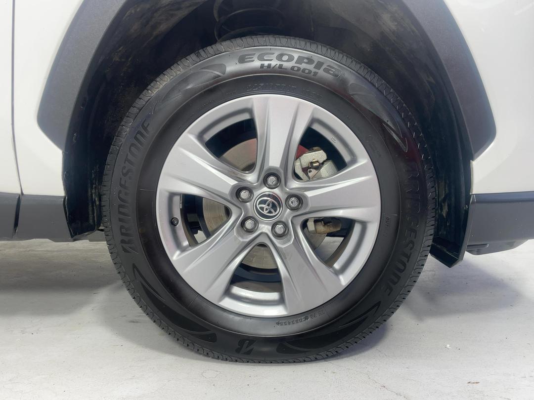 Photo '9' of Toyota Rav4