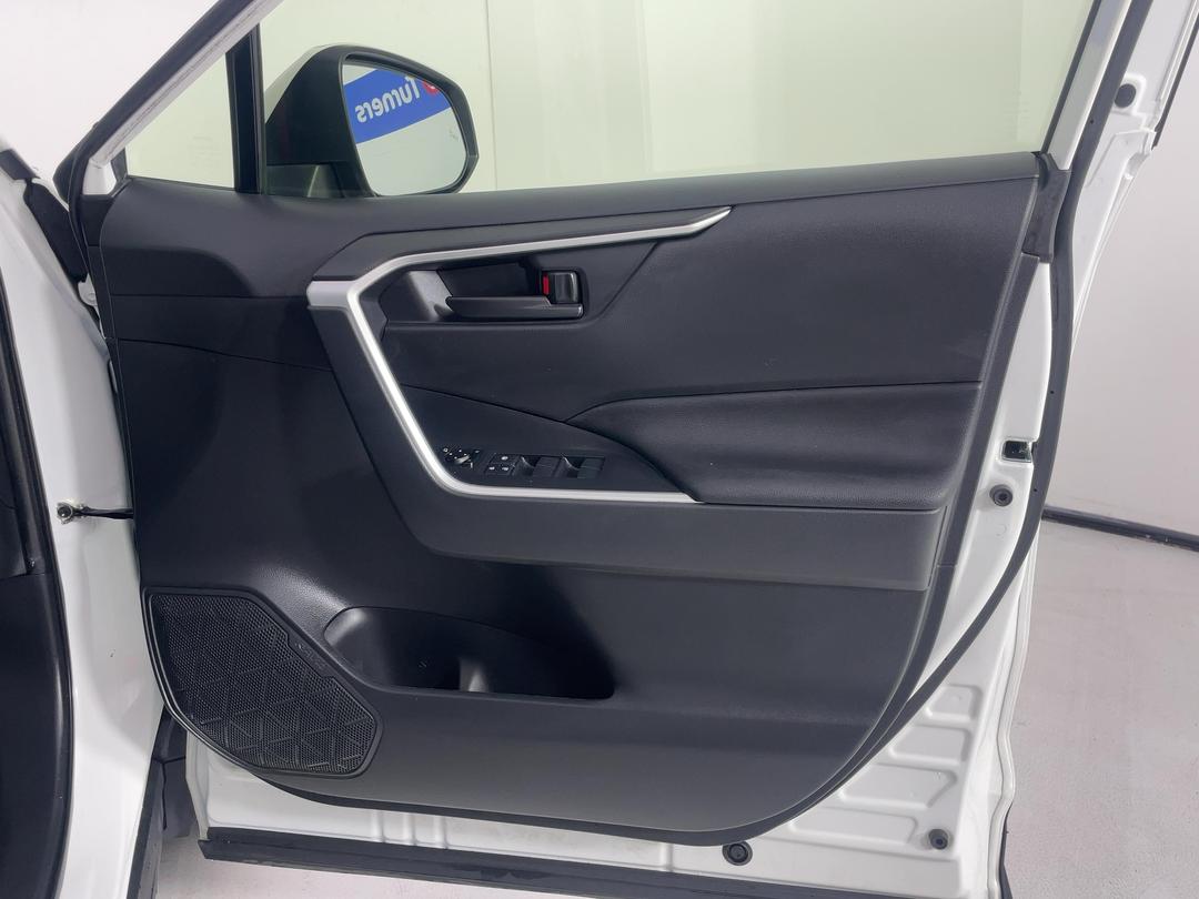 Photo '15' of Toyota Rav4