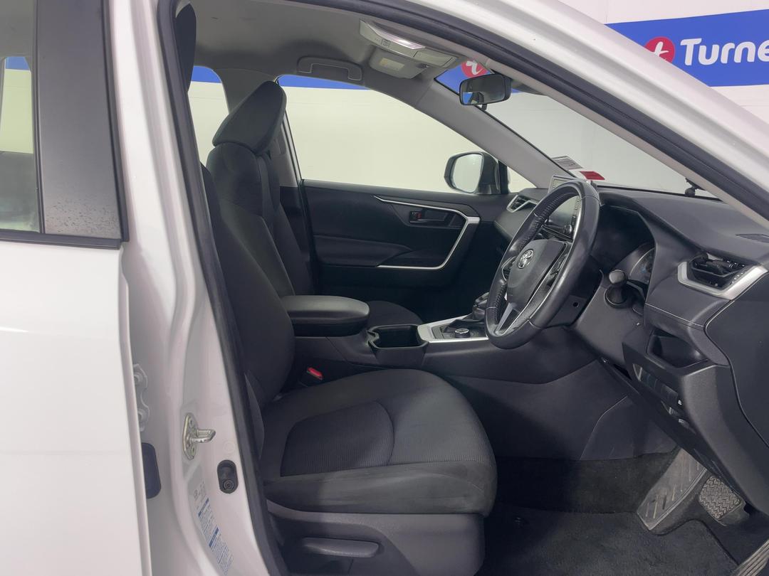 Photo '16' of Toyota Rav4