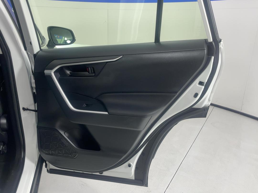 Photo '19' of Toyota Rav4