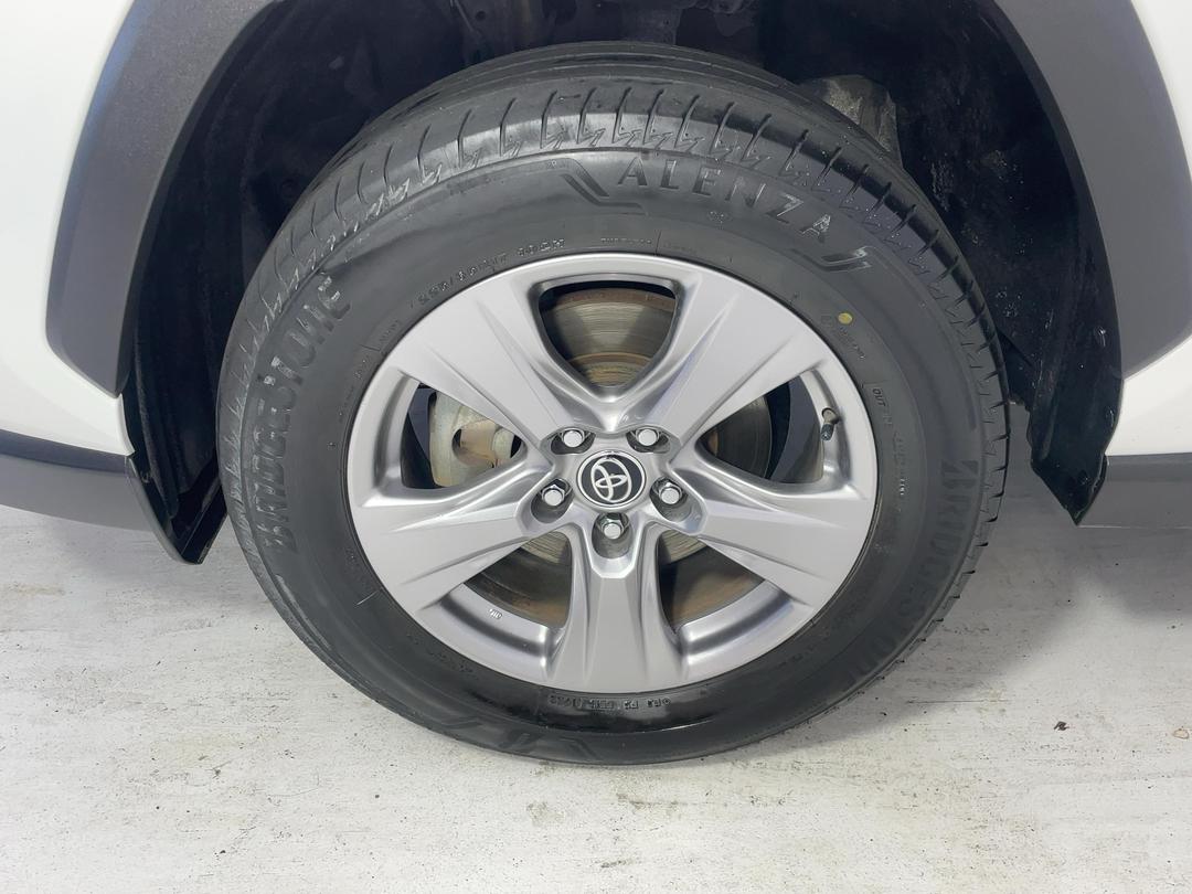 Photo '10' of Toyota Rav4