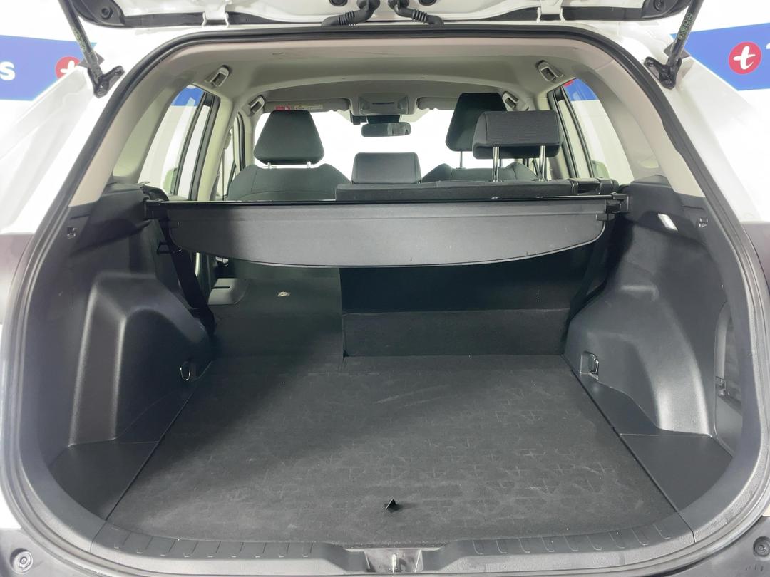 Photo '14' of Toyota Rav4