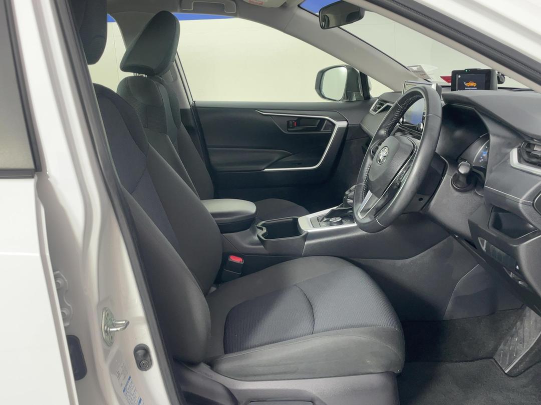 Photo '16' of Toyota Rav4