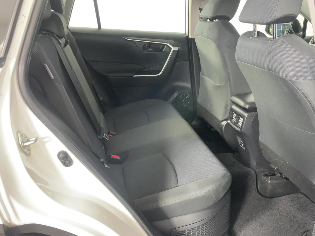 Photo '20' of Toyota Rav4