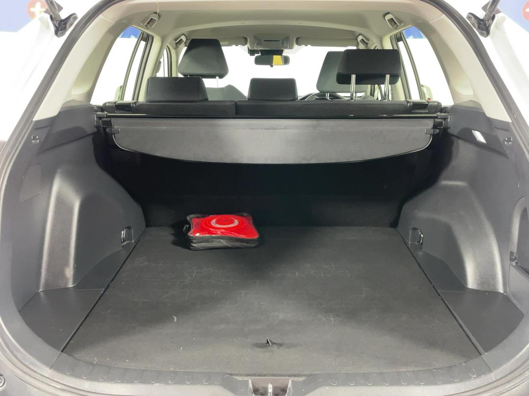 Photo '14' of Toyota Rav4