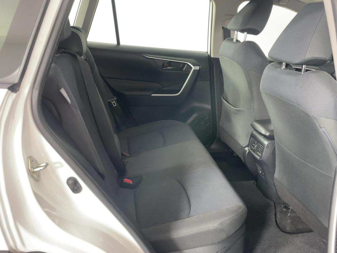 Photo '20' of Toyota Rav4