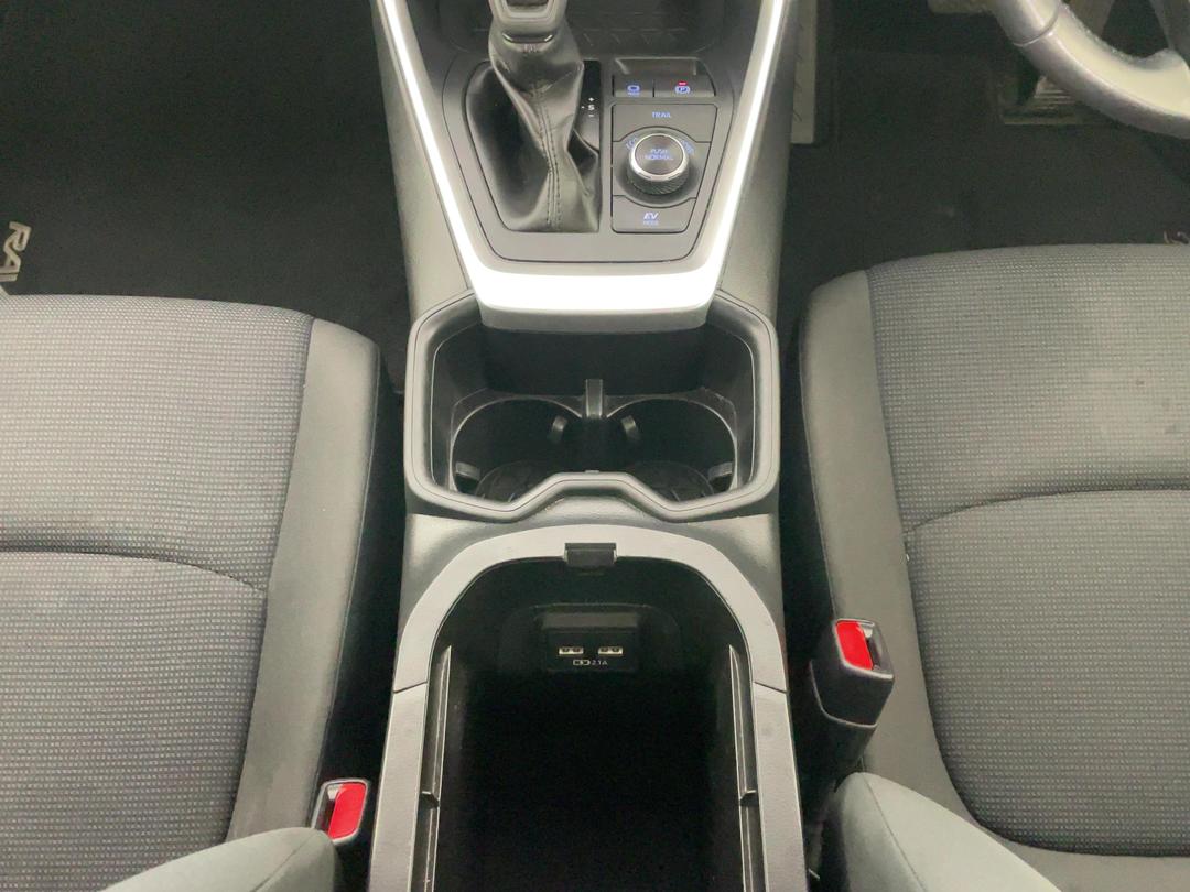 Photo '18' of Toyota Rav4