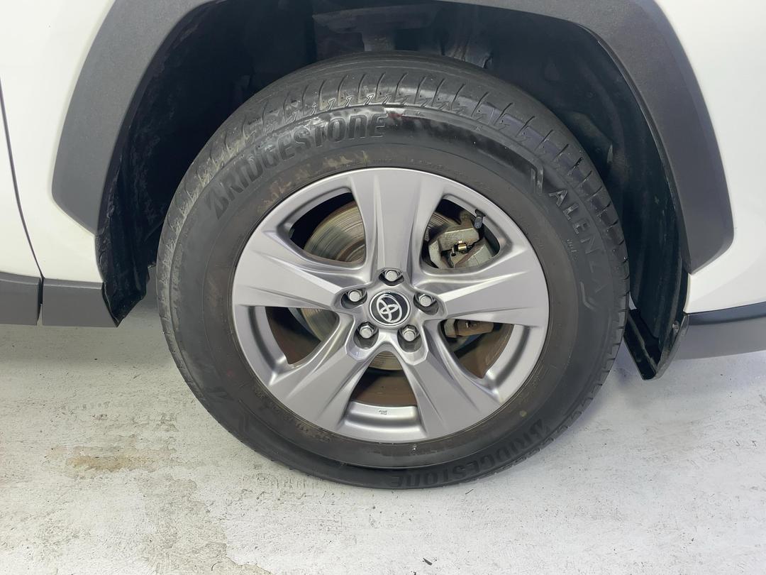 Photo '9' of Toyota Rav4