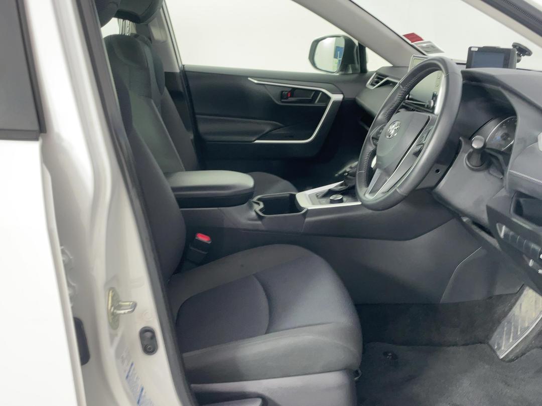 Photo '16' of Toyota Rav4
