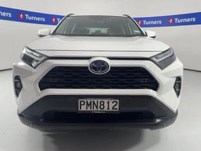 Photo '2' of Toyota Rav4