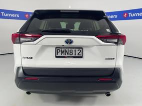 Photo '6' of Toyota Rav4