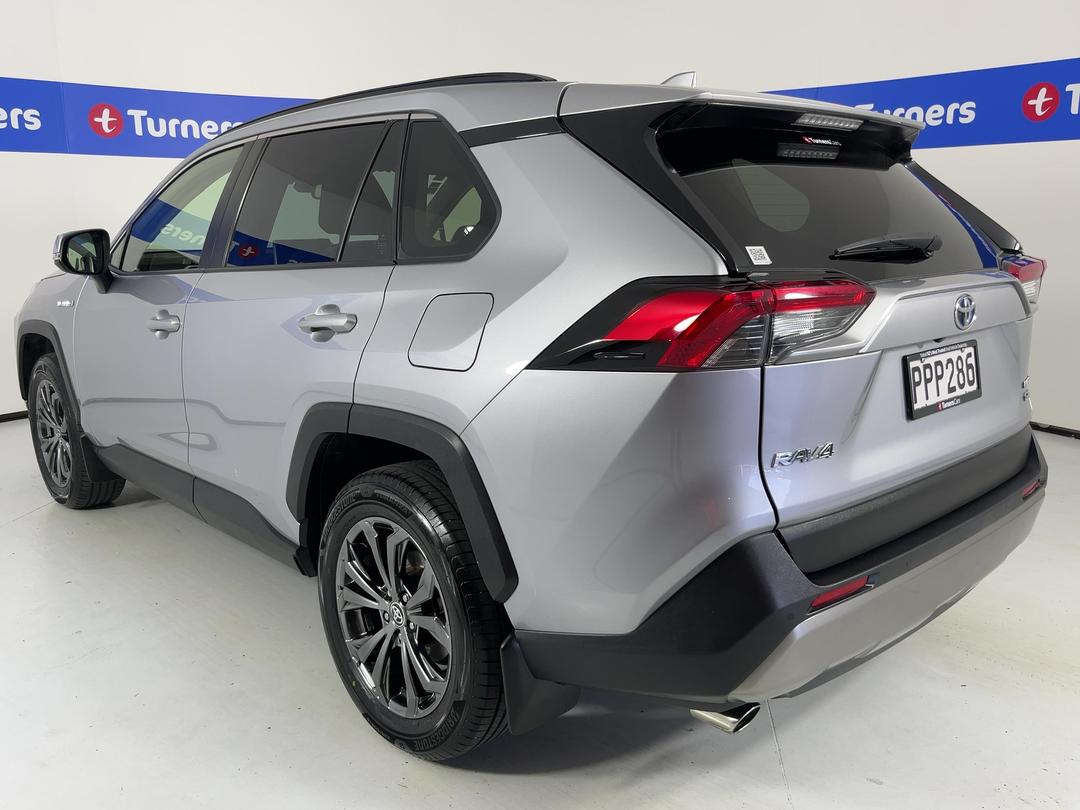Photo '5' of Toyota Rav4