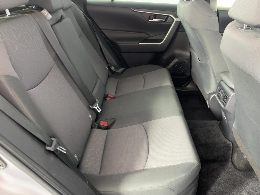 Photo '20' of Toyota Rav4
