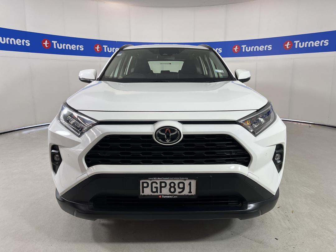Photo '2' of Toyota Rav4