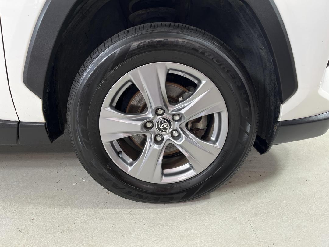 Photo '9' of Toyota Rav4