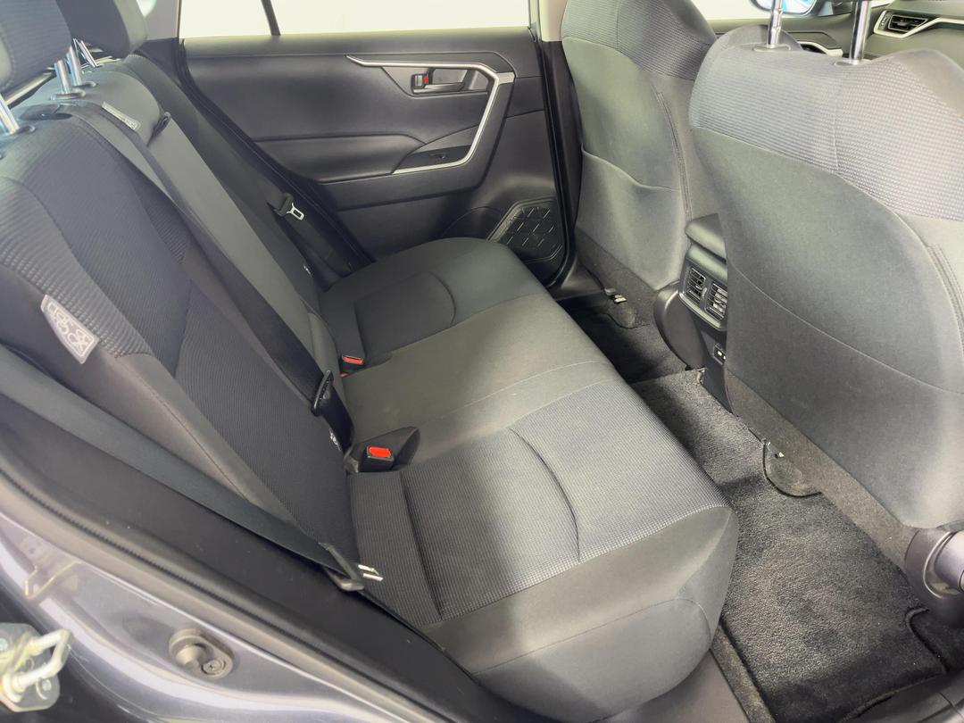 Photo '20' of Toyota Rav4