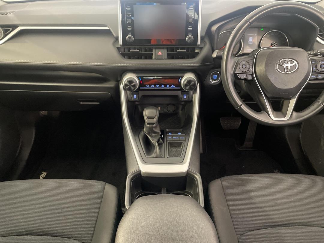 Photo '18' of Toyota Rav4