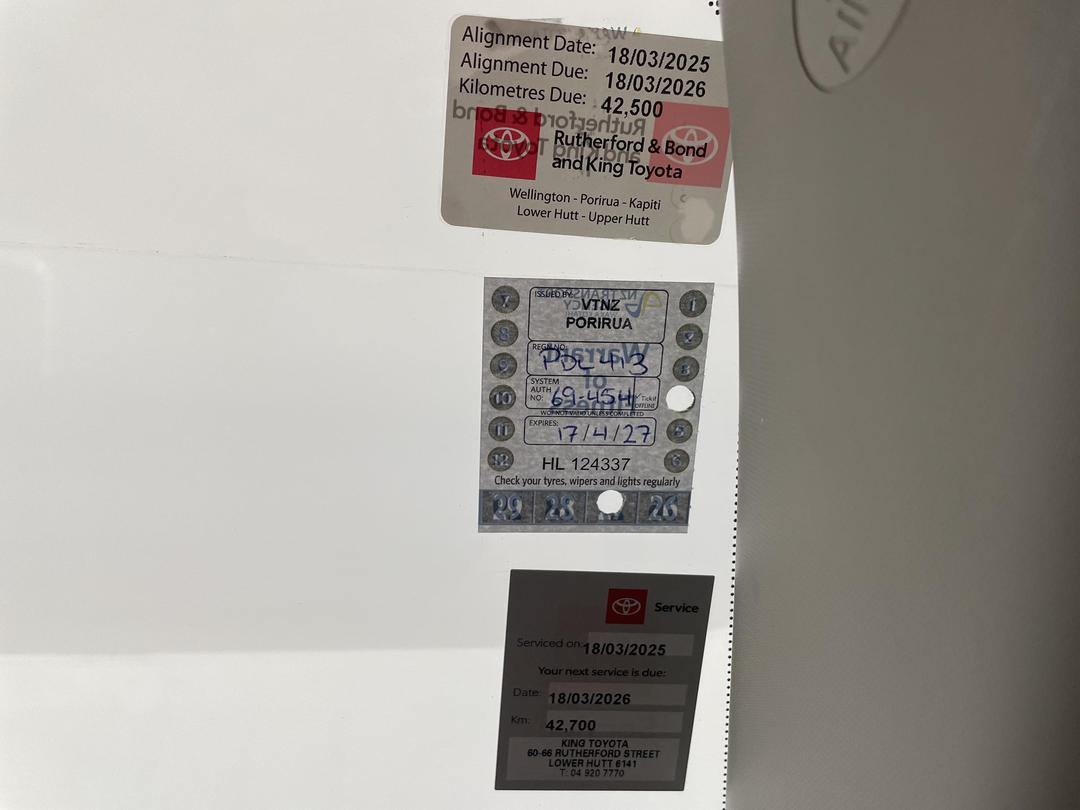 Photo '34' of Toyota Rav4