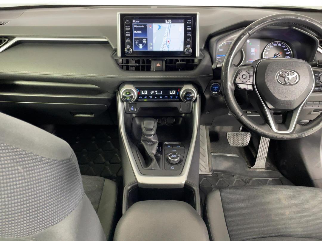 Photo '17' of Toyota Rav4