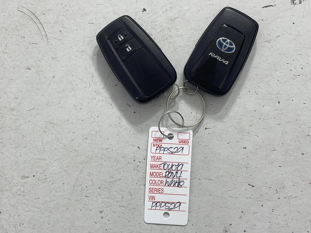Photo '22' of Toyota Rav4
