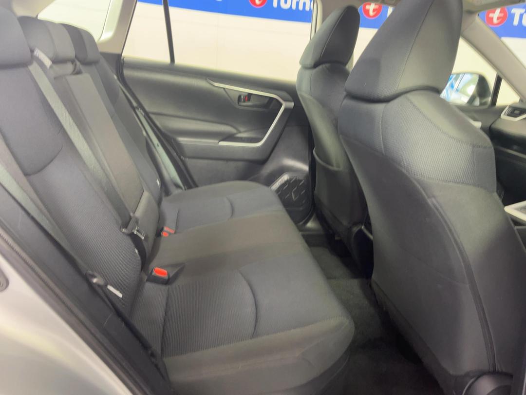 Photo '20' of Toyota Rav4