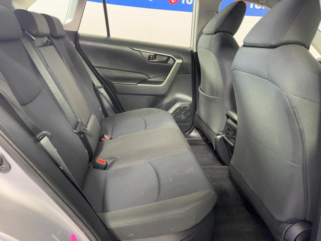 Photo '20' of Toyota Rav4