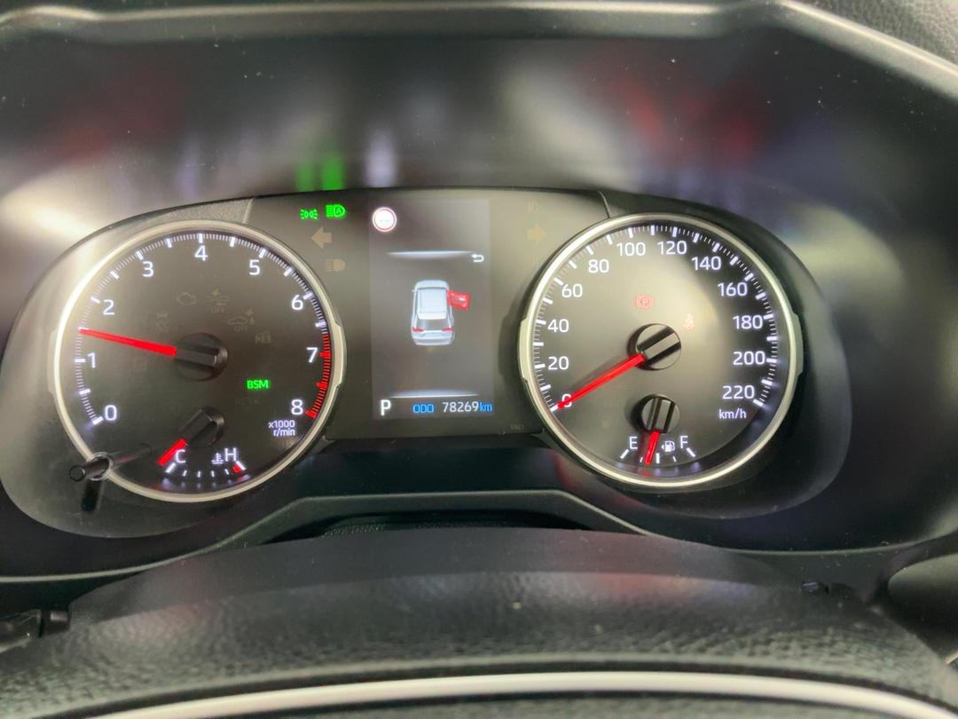 Photo '21' of Toyota Rav4
