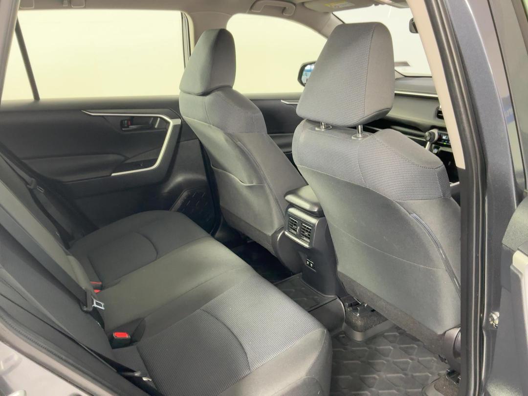 Photo '20' of Toyota Rav4