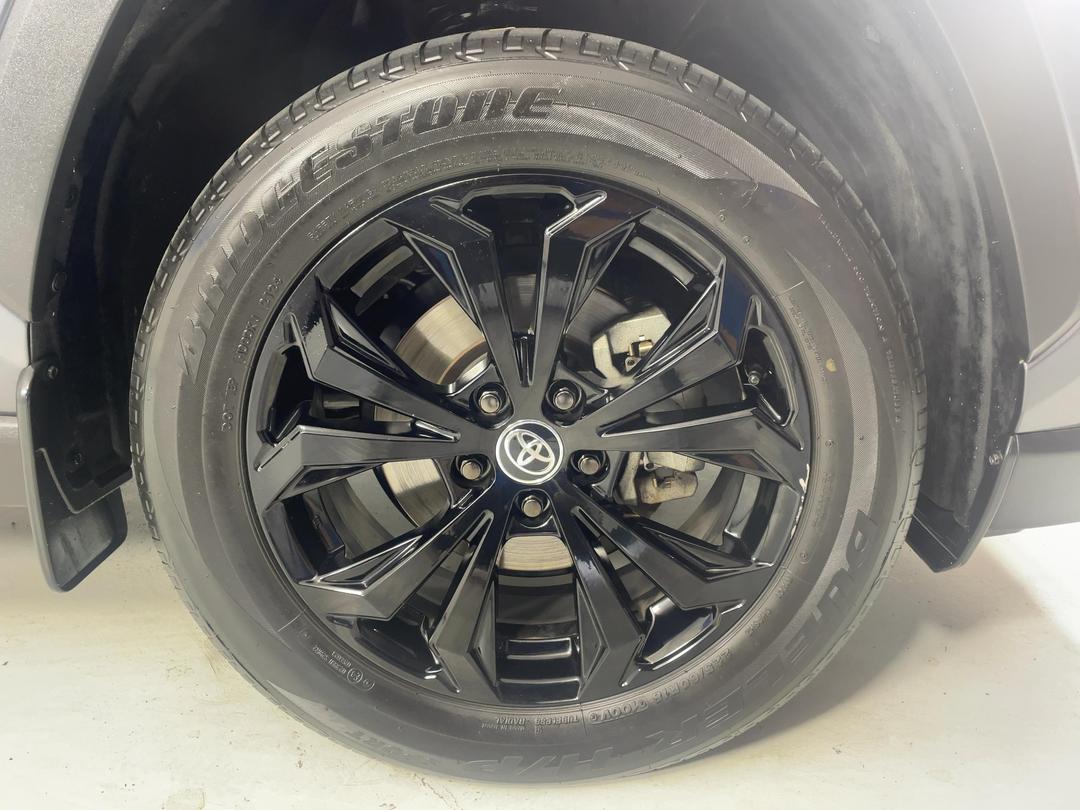 Photo '9' of Toyota Rav4