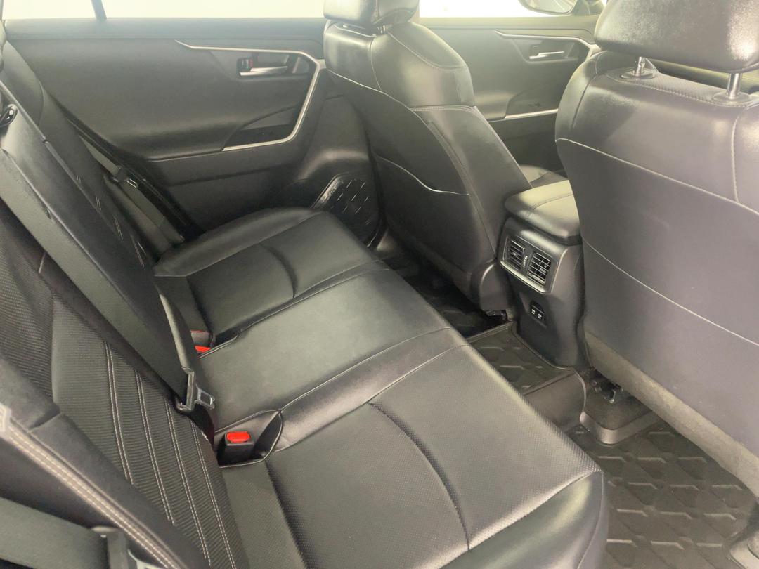 Photo '20' of Toyota Rav4