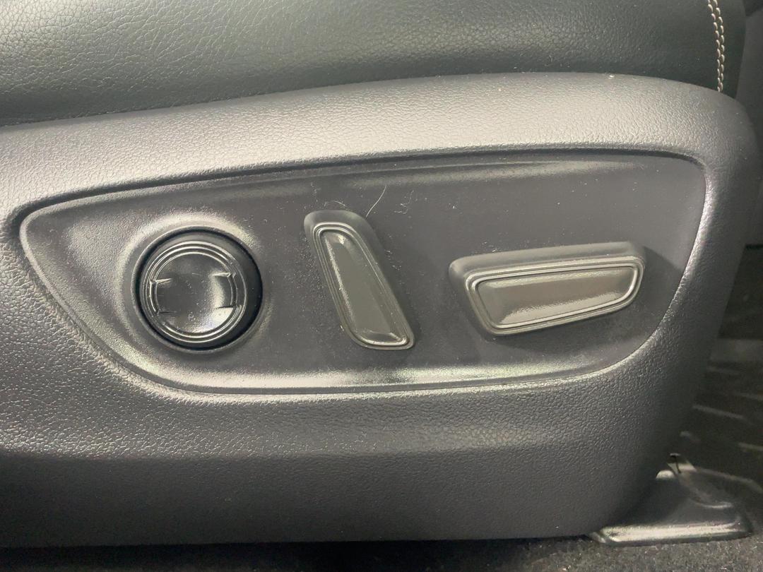 Photo '23' of Toyota Rav4